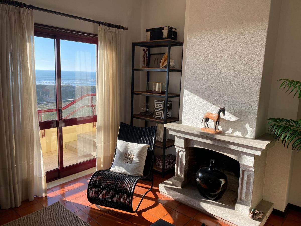 Beachfront Apartment With Swimming Pool Минделу Экстерьер фото